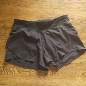 Running shorts